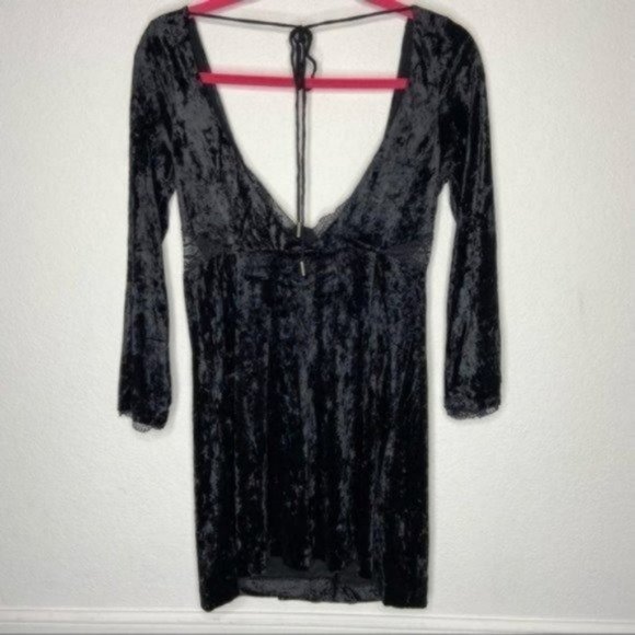 Free People Kat Velvet Black Mini Dress Size S NWT - Picture 6 of 6